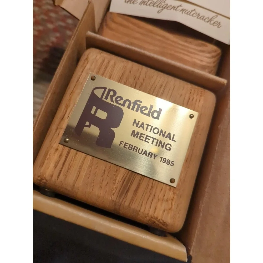 NOS Wise Cracker Nutcracker Handcrafted USA 1983 Mallet Brass Oak Wood Promotion